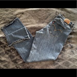 EUC Levi’s Classic Bootcut 32x30